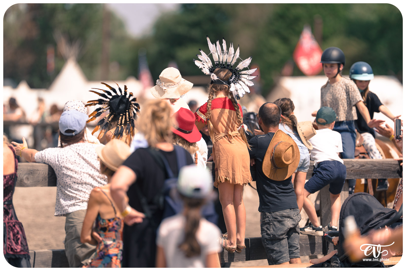 FESTIVAL POW WOW